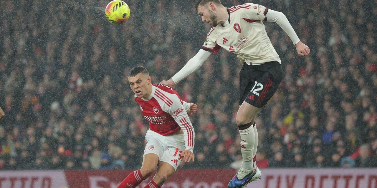 Liverpool Terpukul Cedera Conor Bradley Ganggu Ambisi Musim Ini