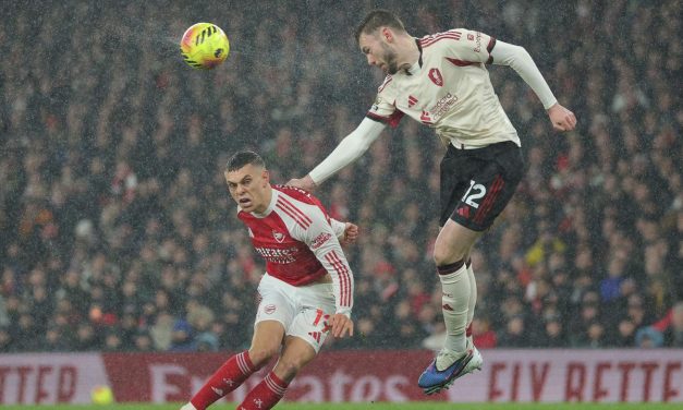 Liverpool Terpukul Cedera Conor Bradley Ganggu Ambisi Musim Ini