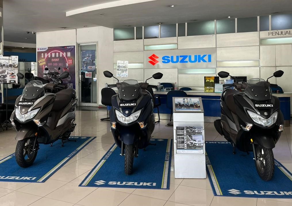 Deretan sepeda motor Suzuki di pasar Indonesia sepanjang 2025