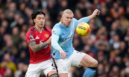 Eks Manchester United Klarifikasi Komentar soal Lisandro Martinez