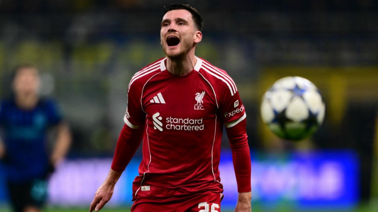 Andrew Robertson bersama Liverpool saat pertandingan Premier League di Anfield