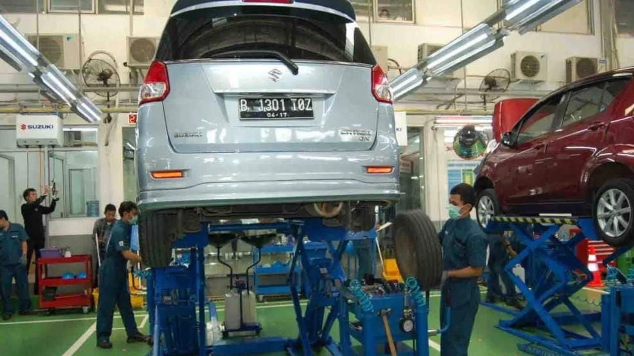 Perawatan rutin mobil agar tetap aman dan nyaman