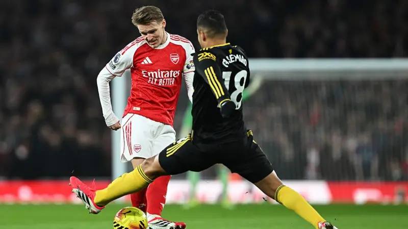 Analisis Wenger Arsenal vs Man Utd Sepak Pojok Jadi Sorotan