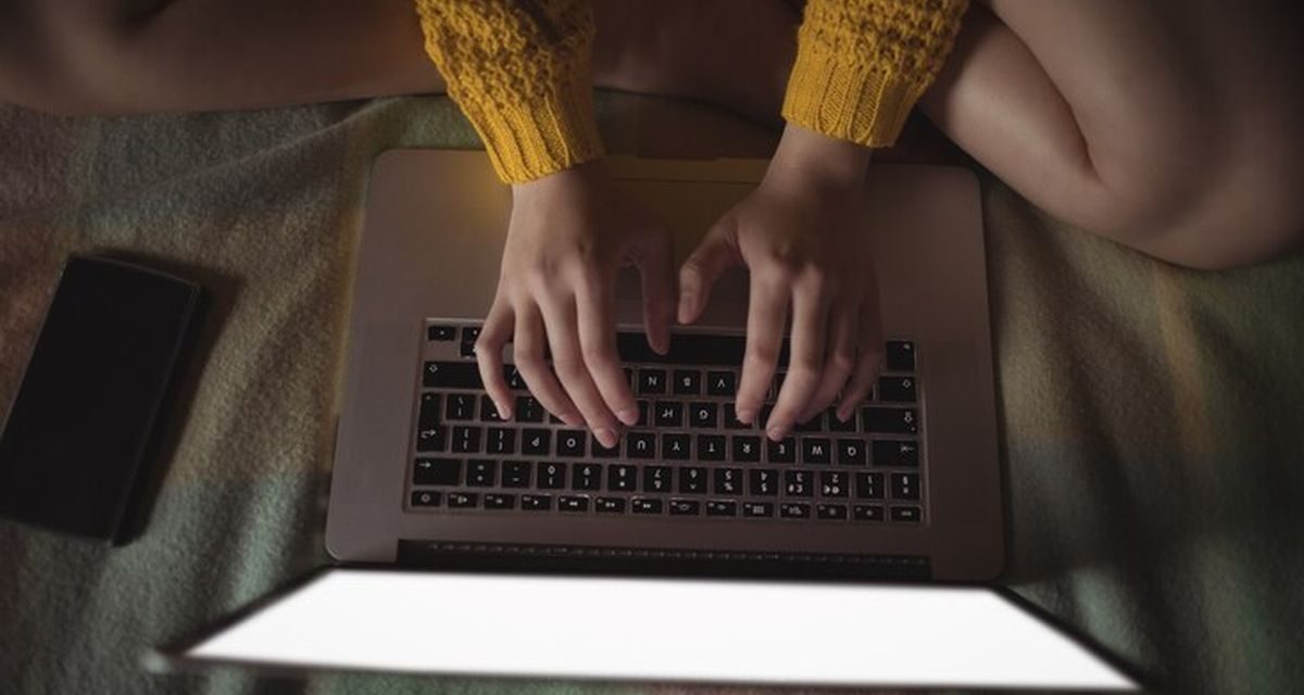 Love Bombing dan Manipulasi Emosi dalam Kasus Love Scamming