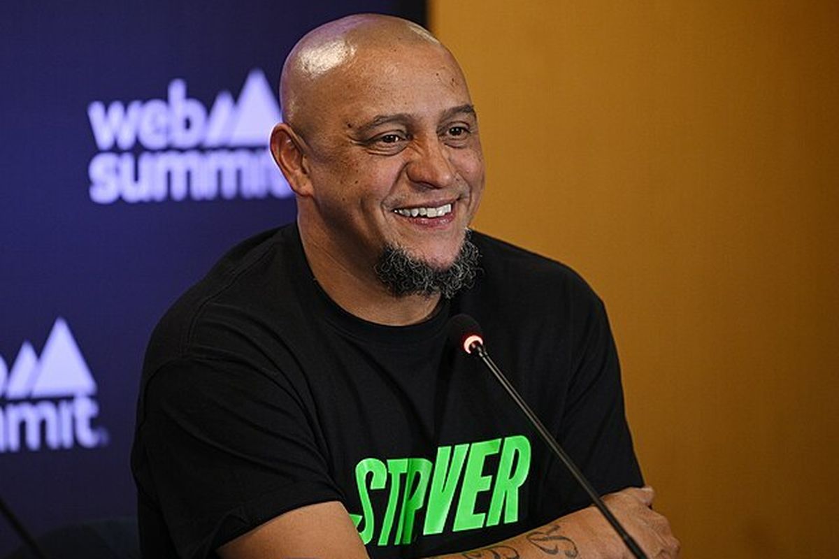 Roberto Carlos jalani prosedur jantung preventif dan pastikan kondisi stabil