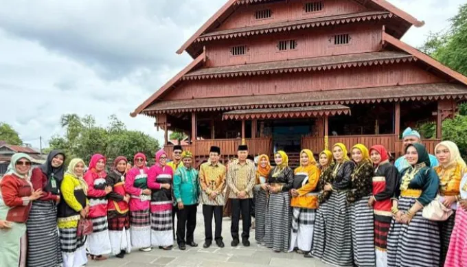 Menteri Agama Resmikan Program Kota Wakaf di Baubau