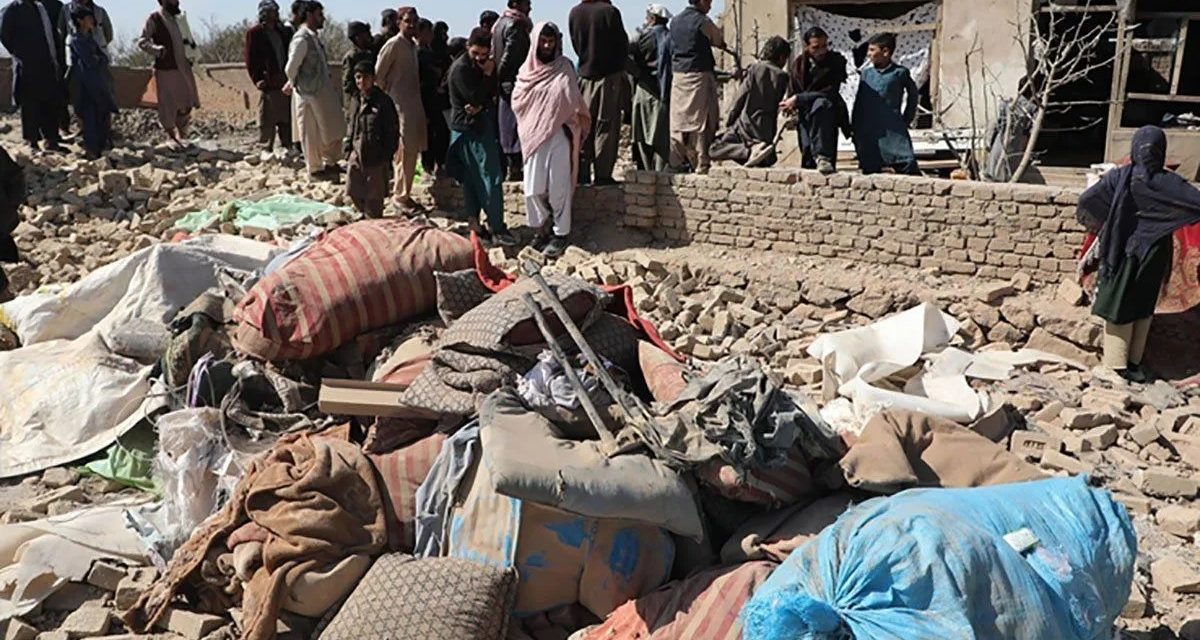 Afghanistan-Pakistan Hentikan Konflik Sementara Sambut Idul Fitri