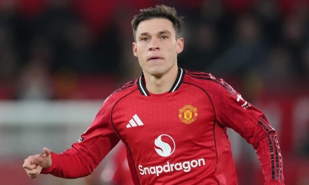 MU Dibodohi Agen? Ini Teori di Balik Transfer Manuel Ugarte