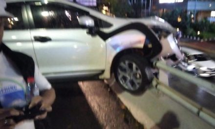 Kecelakaan di Tol Dalkot Slipi Bikin Arus Arah Semanggi Macet