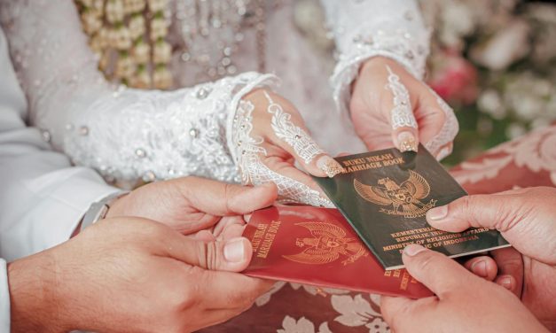 Hak dan Kewajiban Suami Istri Menurut UU, Ini Penjelasannya