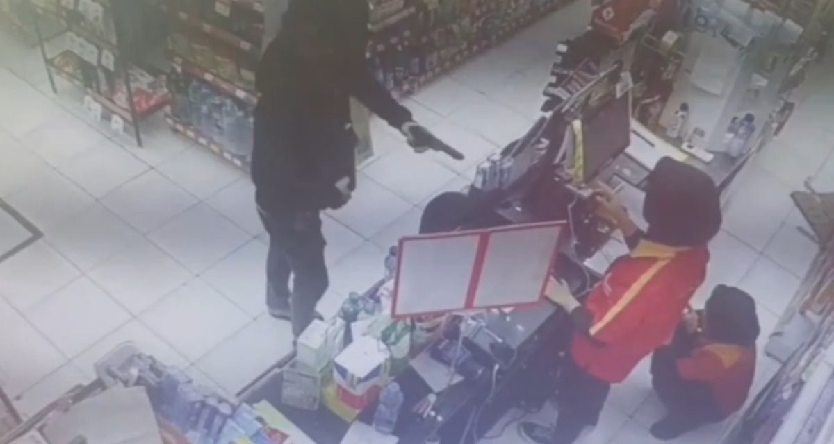 Karyawan Disekap di Ruang Brankas Berhasil Kabur dengan APAR