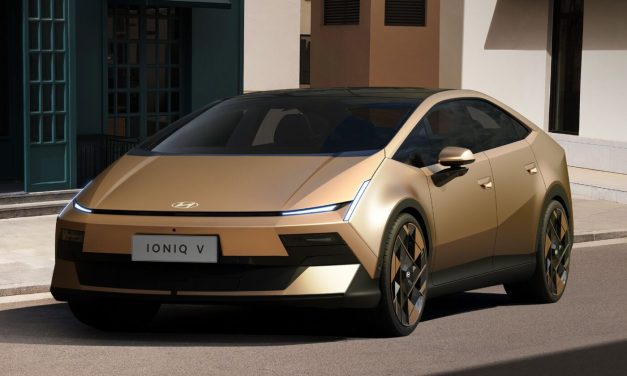 Sedan Listrik Futuristis Teknologi AI dan Jarak Tempuh 650 Km