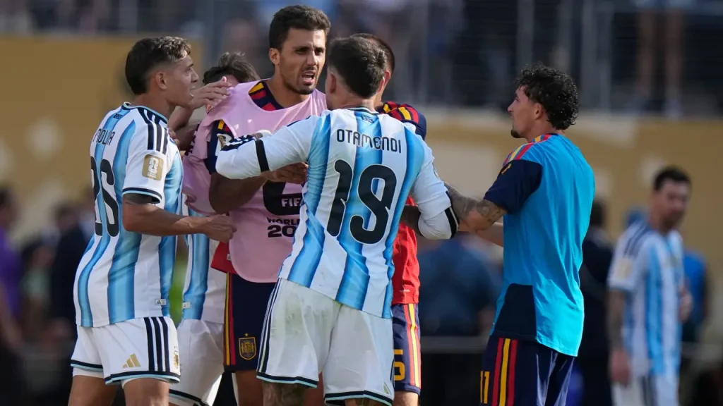 Pemain Argentina terlibat insiden usai final Piala Dunia 2026 saat FIFA membuka proses penyelidikan disipliner.
