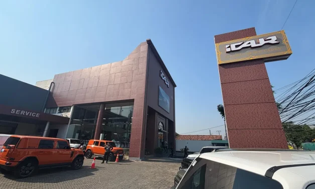 iCar Gebrak Pasar Indonesia, Dealer 3S Perdana Resmi Dibuka