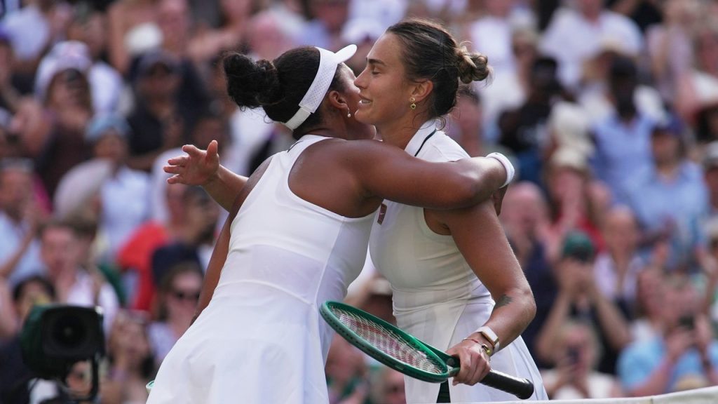 Naomi Osaka saat bertanding melawan Aryna Sabalenka di Wimbledon 2026
