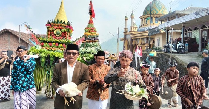 Tradisi Saparan Mantran Wetan Satukan Warga, Tiap KK Rogoh Kocek Hingga Rp5 Juta