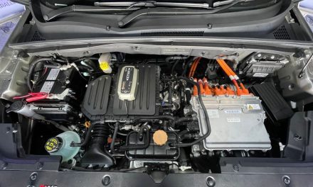 Baterai Mobil Hybrid Mulai Melemah? Konsumsi BBM Bisa Ikut Meningkat