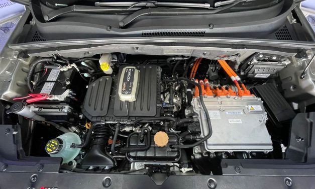 Baterai Mobil Hybrid Mulai Melemah? Konsumsi BBM Bisa Ikut Meningkat