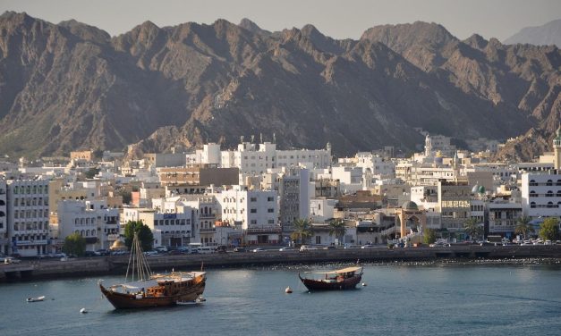 Oman Hadirkan Visa Gratis 14 Hari untuk Wisatawan dari Sejumlah Negara