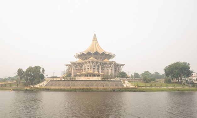 Kualitas Udara Sarawak Membaik, Malaysia Hentikan Status Darurat Asap